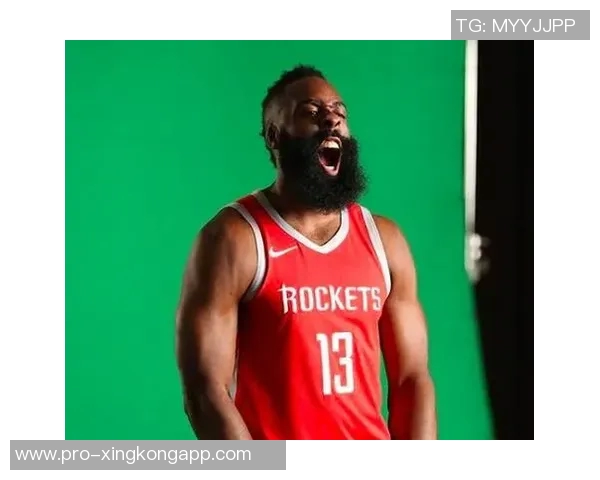 哈登关键时刻放弃挡拆选择单挑重现火箭时期的孤独战斗